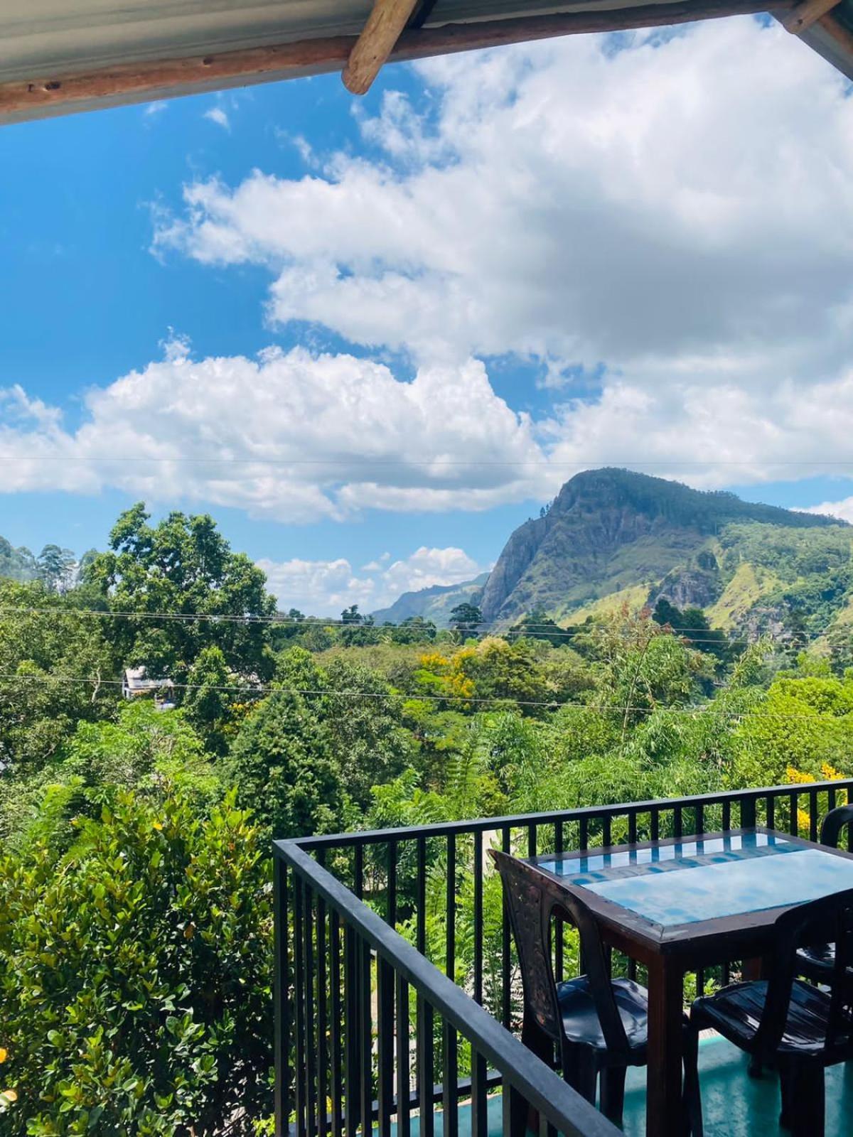 Little paradise Homestay Ella Esterno foto
