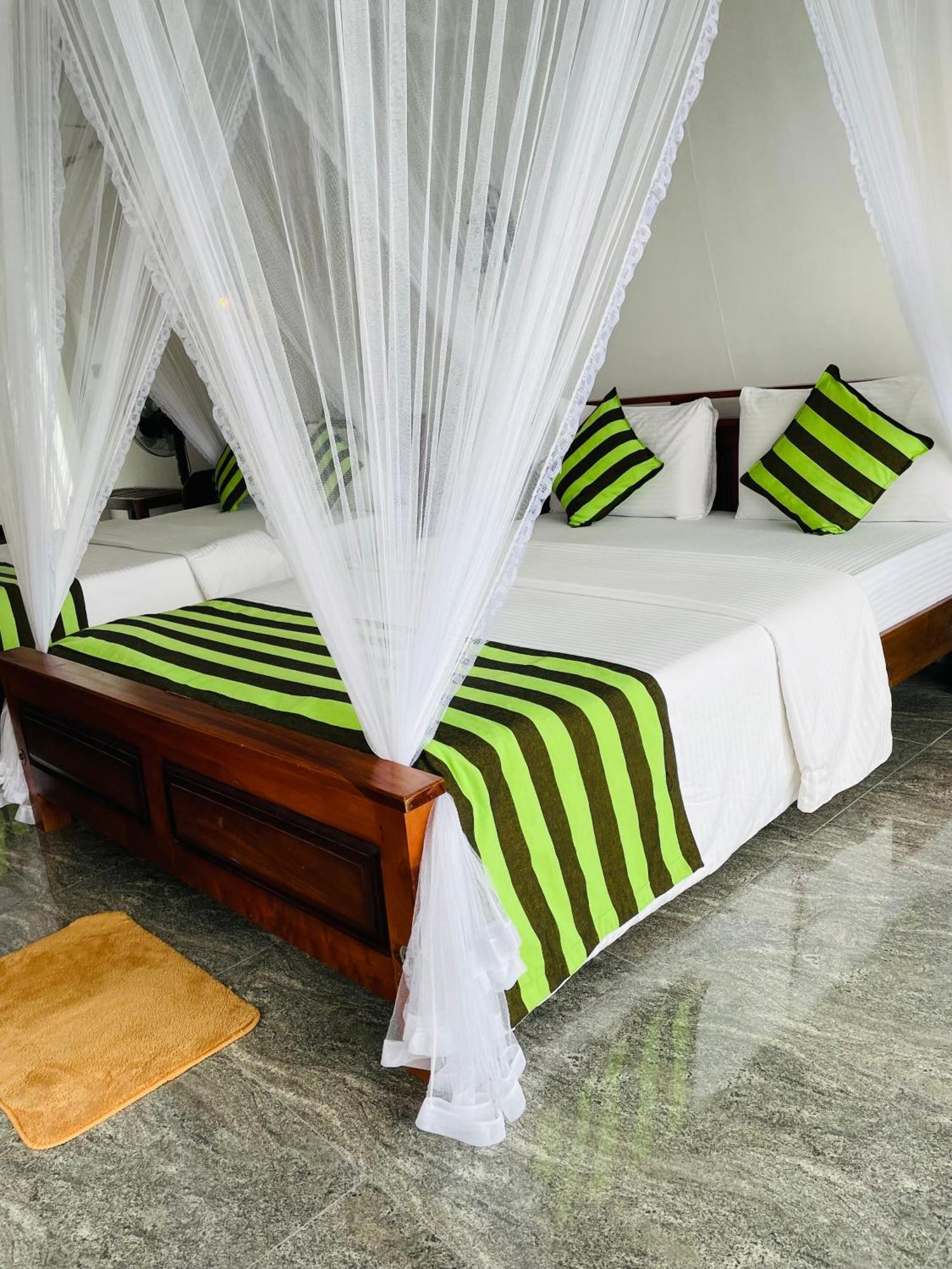 Little paradise Homestay Ella Esterno foto